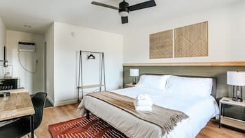 1 bedroom, WiFi, bed sheets