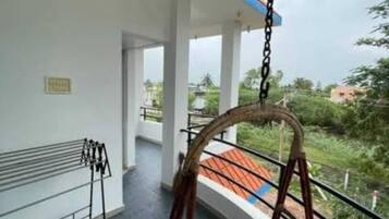 Comfort Double Room | Courtyard view
