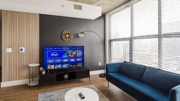 Televisión y monitor de computadora