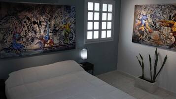 2 bedrooms, free WiFi, bed sheets
