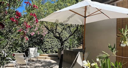 To the Sound of Cicadas—a peaceful spot with a pool, just a 5-minute walk from the village