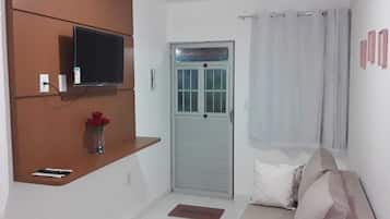 Apartamento bĂĄsico, para nĂŁo fumantes, vista para a cidade | Ărea de estar