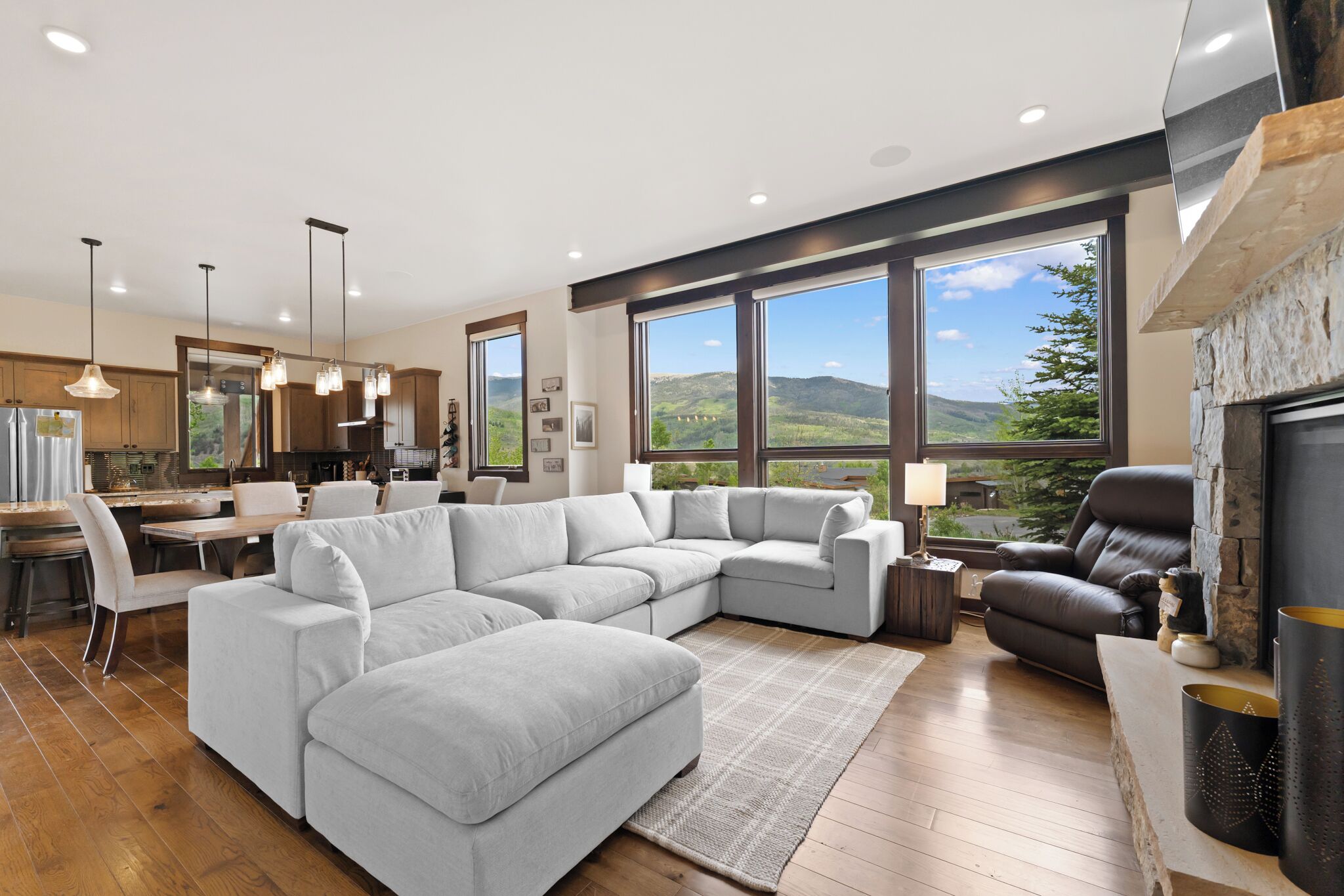 TV, fireplace, printers