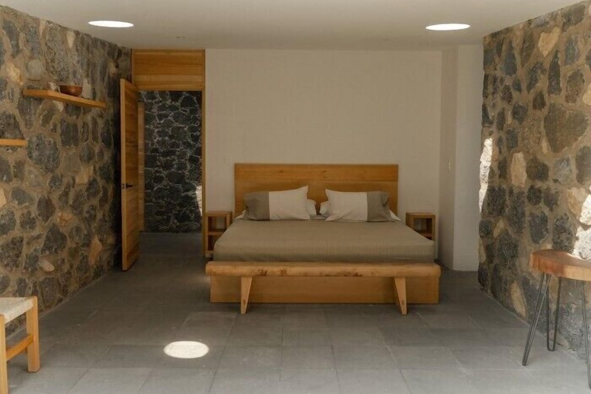 Comfort Room, Patio, Garden View