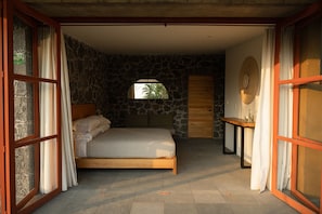 Deluxe Room, Patio, Garden View | Bathroom - Casa Chavela (Tepoztlan)
