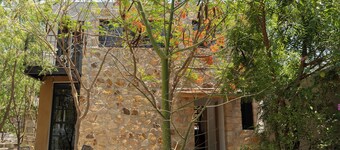 Yauik Casa del Lago