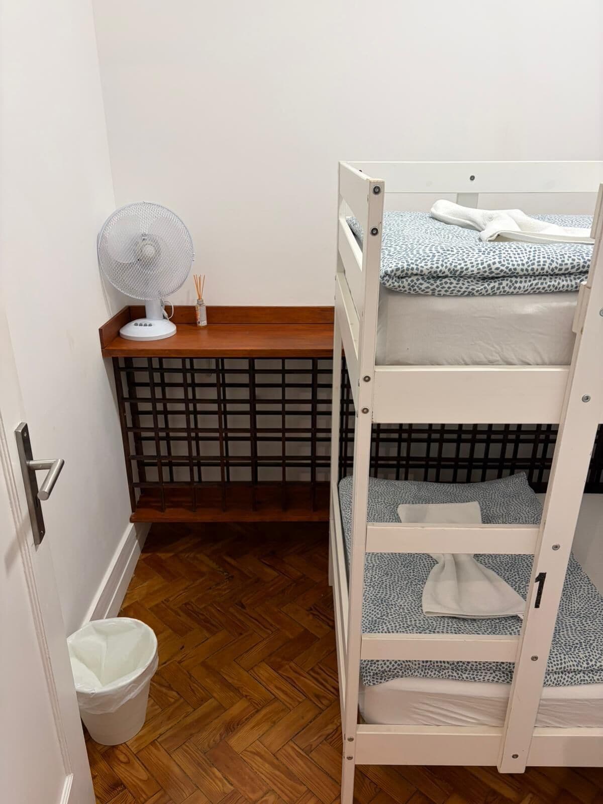 Basic Double Room | Down duvets, free WiFi