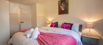 Peel Grove - Luxury House - Manchester