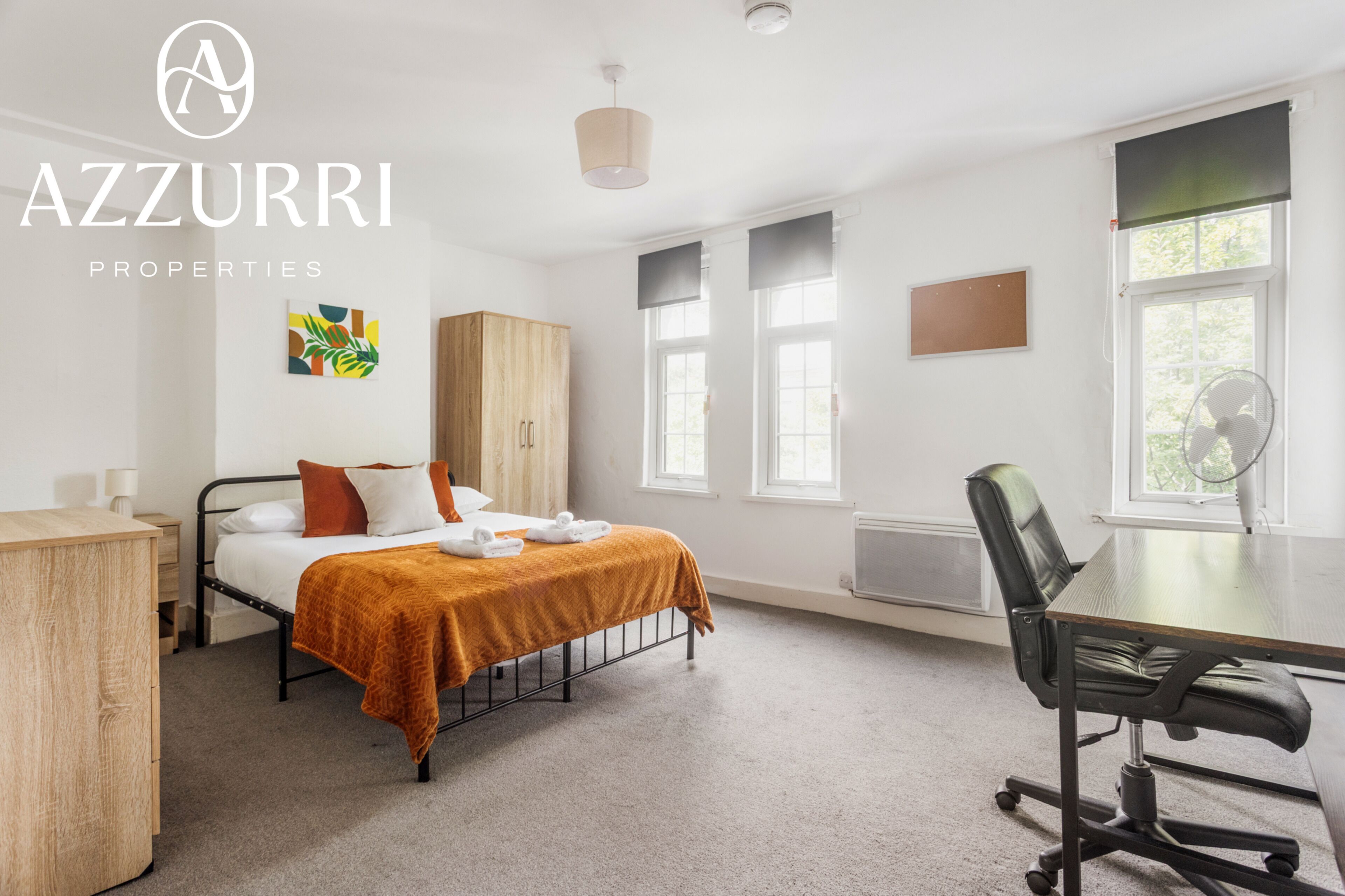 3 bedrooms, iron/ironing board, WiFi (free), bed sheets