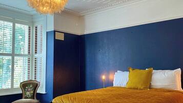 7 bedrooms, iron/ironing board, Internet, bed sheets