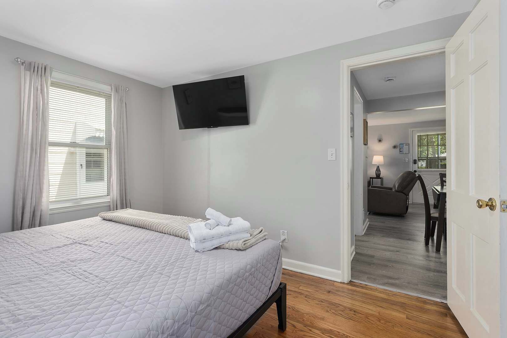 1 chambre, lit parapluie, Wi-Fi, draps fournis