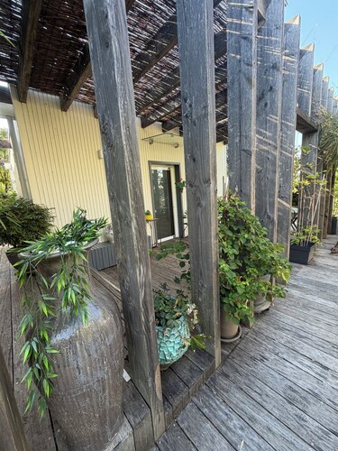 Apartment with private ground-floor entrance; Pets allowed