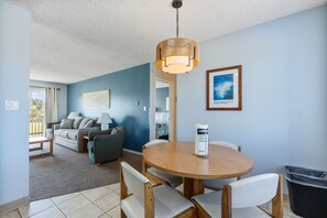 Interior - Pet Friendly 1-Bedroom Family Suite With Kitchen (Ocean Shores)