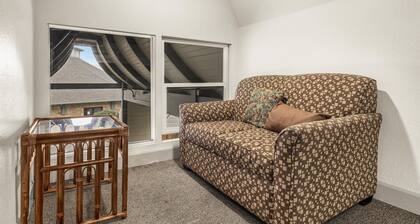 2-Bedroom Family Suite With King Bed and Kitchen