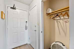 Unclassified image, 3 of 49, button - Pet-Friendly One-Bedroom Condo - Pool & Hot Tub! (Ocean Shores)