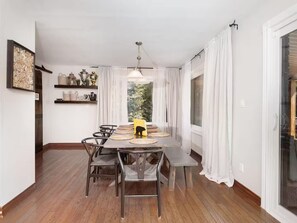 Dining - Lake Scugog Waterfront Cottage | Hot Tub, Firepit & Pool Table (Little Britain)