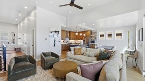 Rumah (5 Bedrooms) | Interior