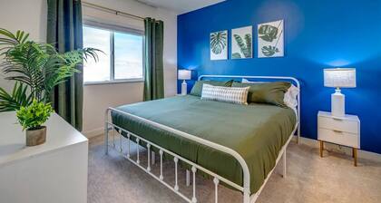 Skyline Suites Tropical 2bd 2ba