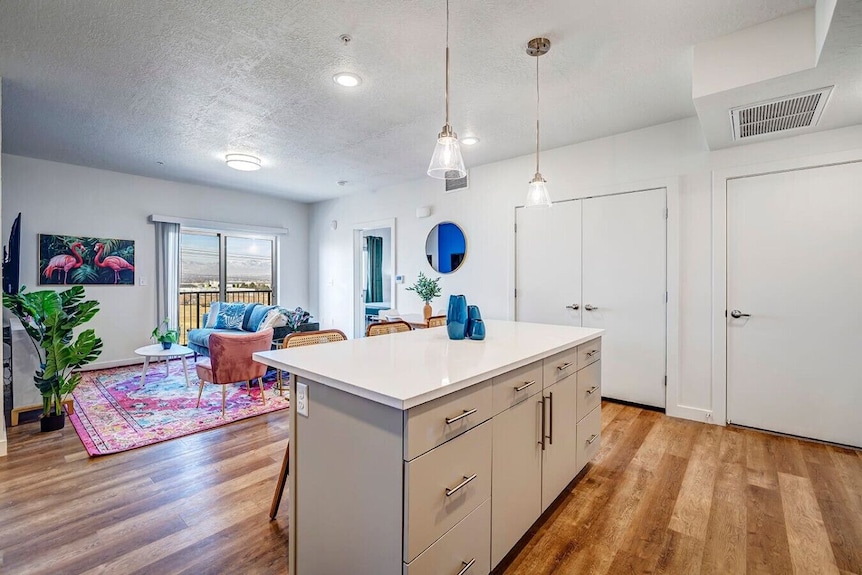 Skyline Suites Tropical 2bd 2ba - Sandy, UT