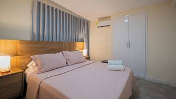 1 bedroom, iron/ironing board, free WiFi, bed sheets