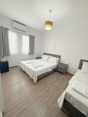 Iron/ironing board, free WiFi - Suda Pansiyon (Bodrum)