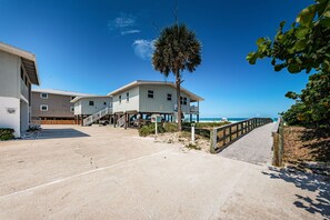 Exterior - Directly on the beach. Newly remodeled Beachfront Bungalow with perfect beach views (Indian Shores)