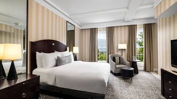 WiFi, bed sheets, wheelchair access