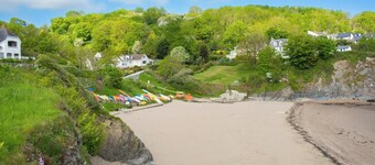 Plas y Bryn, Aberporth