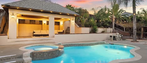 Outdoor pool, a heated pool