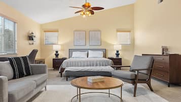 5 bedrooms, desk, iron/ironing board, WiFi (free)