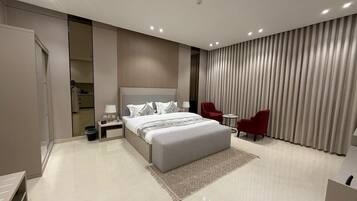 In-room safe, desk, laptop workspace, blackout curtains