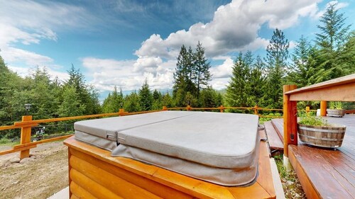 Alpine Chalet by Okanagan Premier