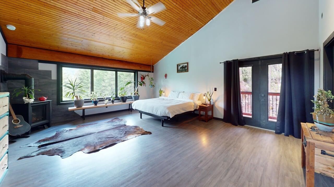 Chalet, Balcony | Free WiFi, bed sheets