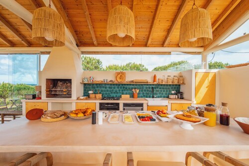 Your exclusive retreat in the heart of nature! Country house, swimming pool, 10 bedrooms.