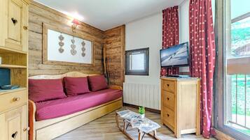 Studio Comfort, pemandangan gunung | Area keluarga | Smart TV dan lantai berpemanas