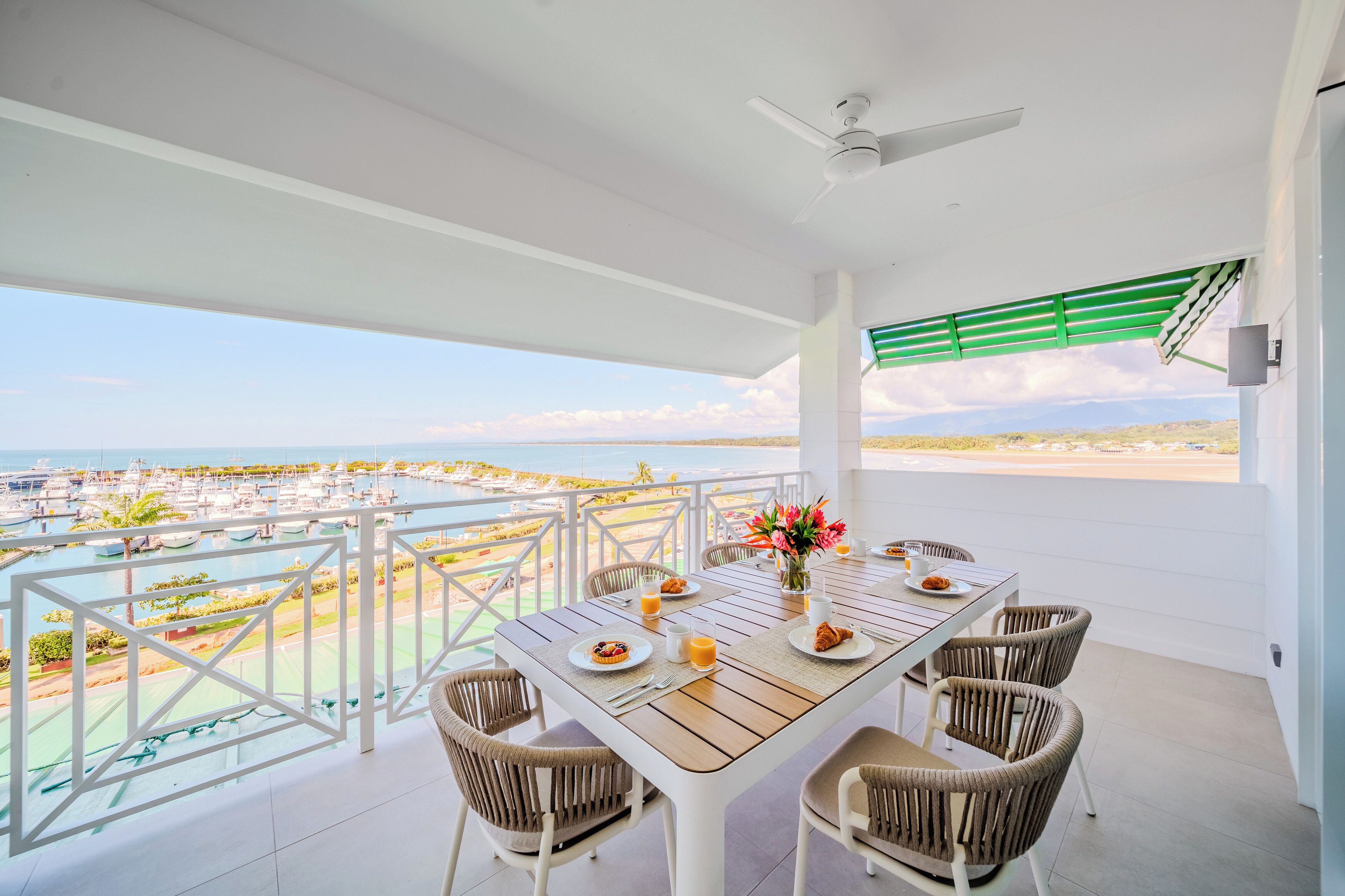 Kondominium, Beberapa Tempat Tidur, balkon (Gran Costa) | Tempat makan outdoor