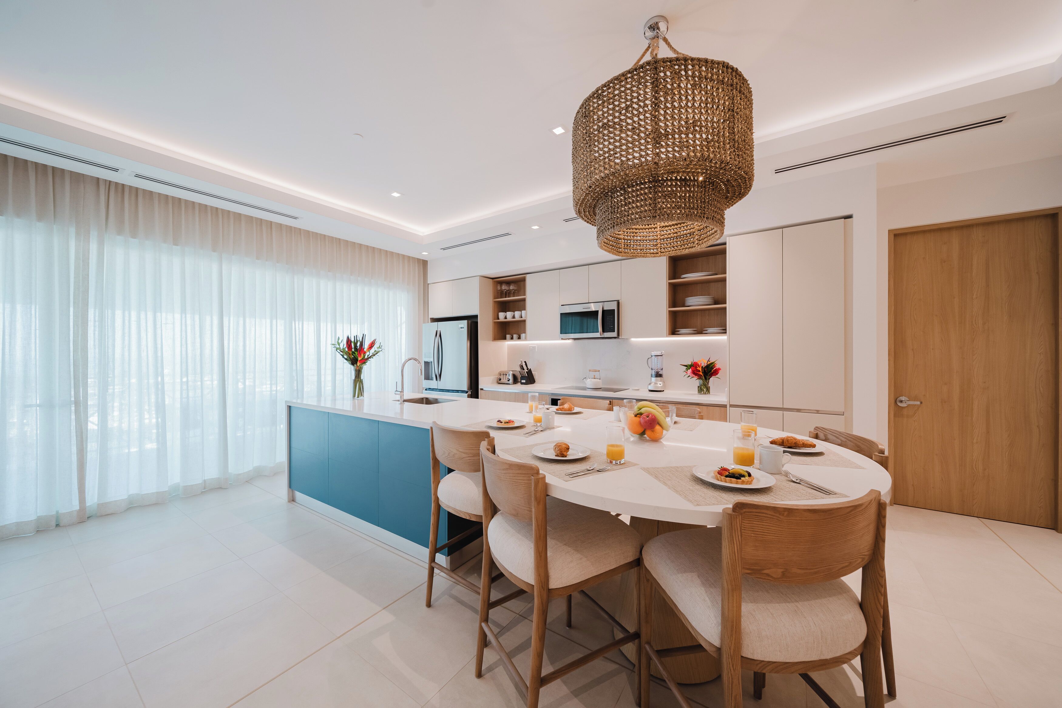 Appart'hôtel, plusieurs lits, balcon (Gran Costa) | Cuisine privée | Tables à manger