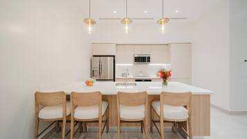 Condo, Multiple Beds, Kitchen, Mountain View (Panorama) | Private kitchen