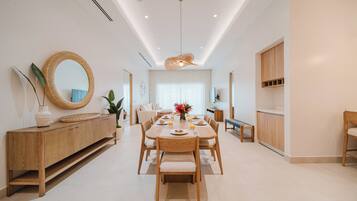 Condo, Multiple Beds, Kitchen, Mountain View (Panorama) | Dining