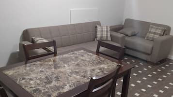 Deluxe Apartment | Interior