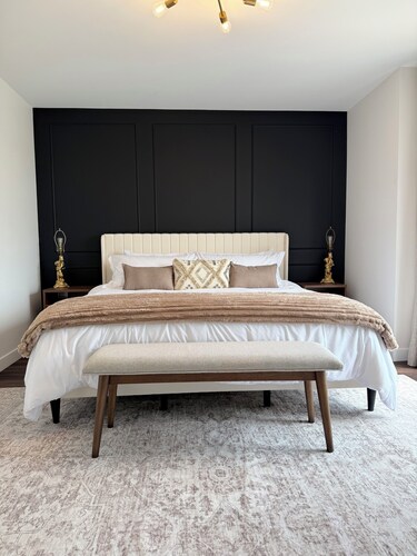 Stylish New-Build Duplex Retreat - D