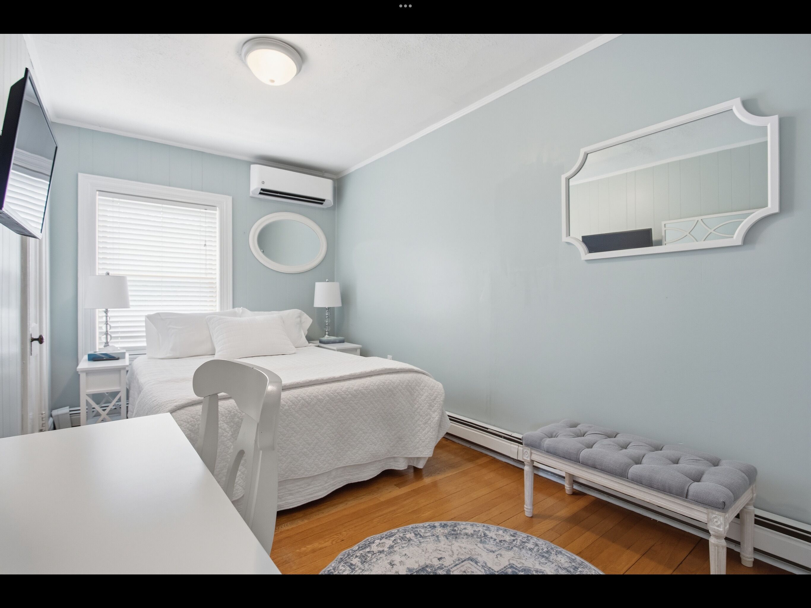 2 dormitorios, tabla de planchar con plancha, wifi y ropa de cama