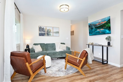 Modern Luxury 2BR Retreat Near Shops & Dining