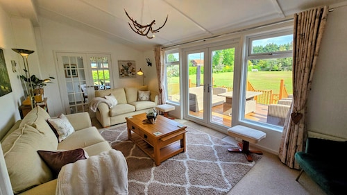 Bramble Lodge at Hope Haven Retreat - Secluded hideaway