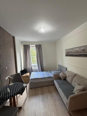 Desk, laptop workspace, iron/ironing board, free WiFi