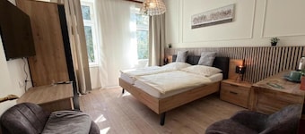 Hotel Runge 24-7 check in & free parking