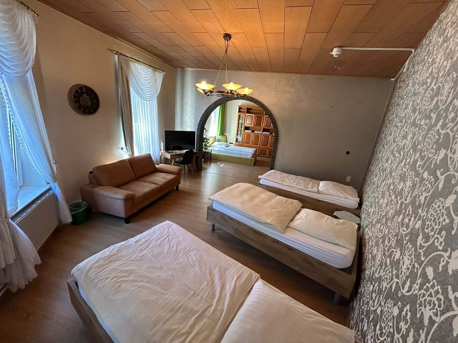 Quadruple Room, Shared Bathroom