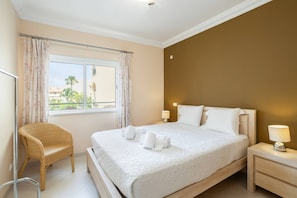 Iron/ironing board, internet, bed sheets - Praia Village by Centralgarve (Loulé)
