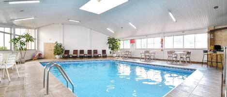 Piscine couverte, piscine chauffée