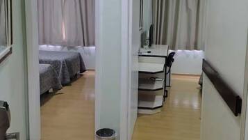 Iron/ironing board, free WiFi, bed sheets, wheelchair access